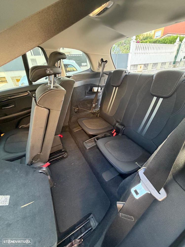 BMW 216 Gran Tourer d Line Sport — fotografia 9