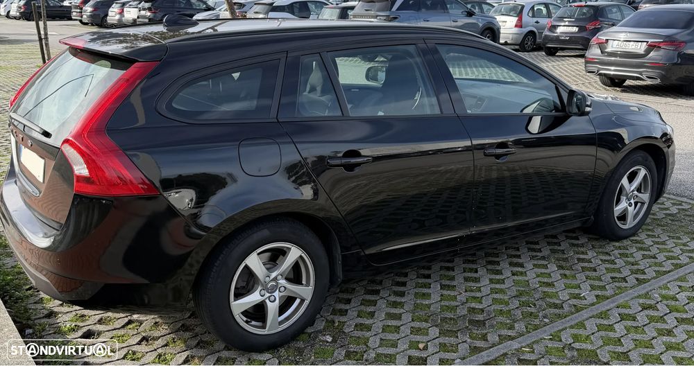 Volvo V60 D2 - 10