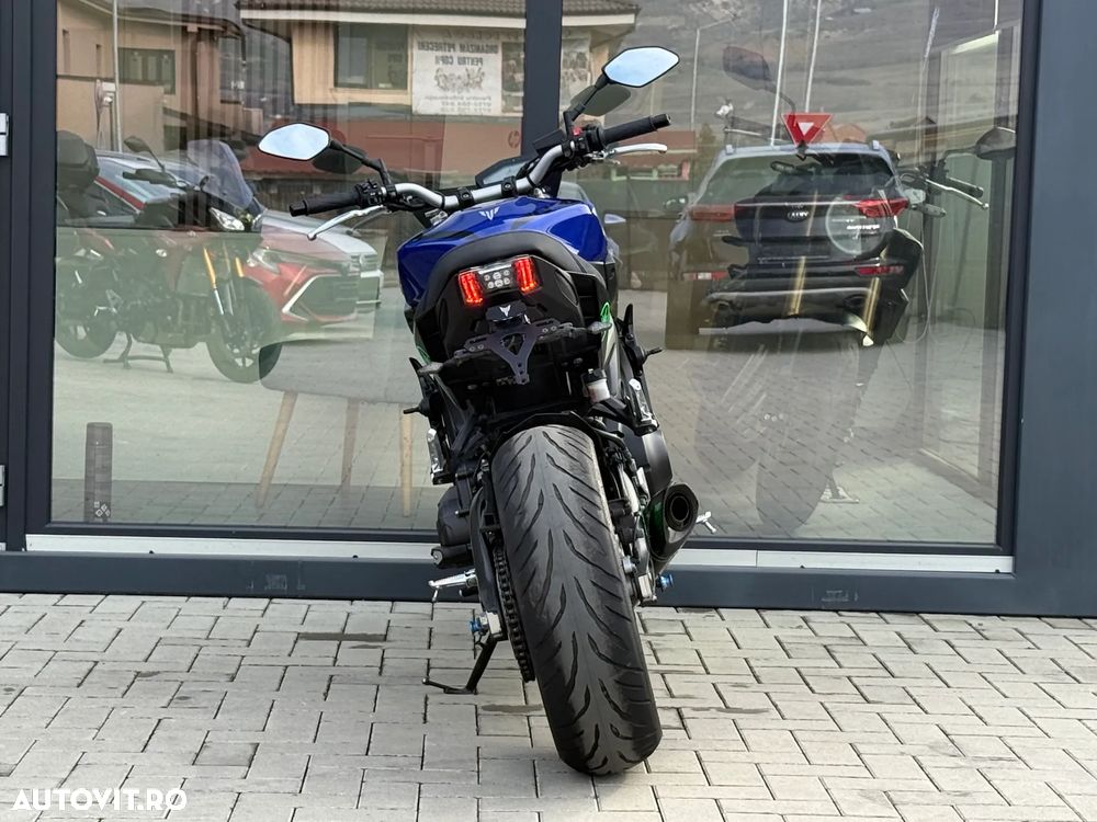 Yamaha MT-09 - 8