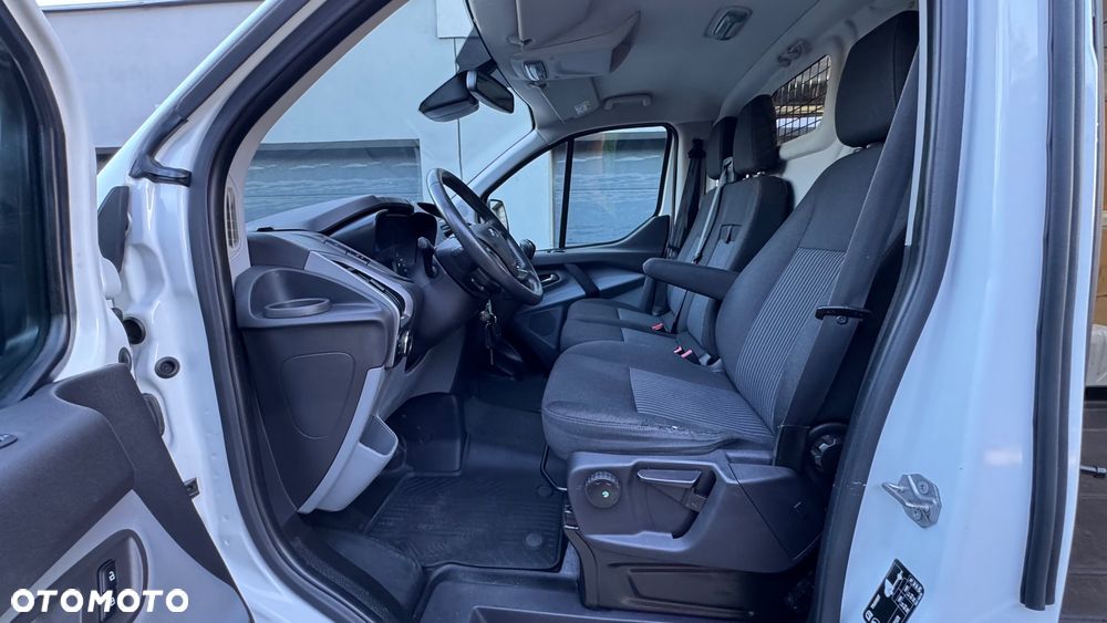 Ford Transit Custom L2H2 średni  xenon kamera idealny 2.2TDCI blaszak krótki L1H2 VAT FV faktura 23% 3 miejsca / osobowy blaszak podwójne drzwi z obu stron - 19