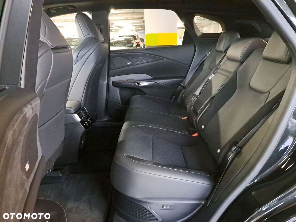 Lexus RX - 36
