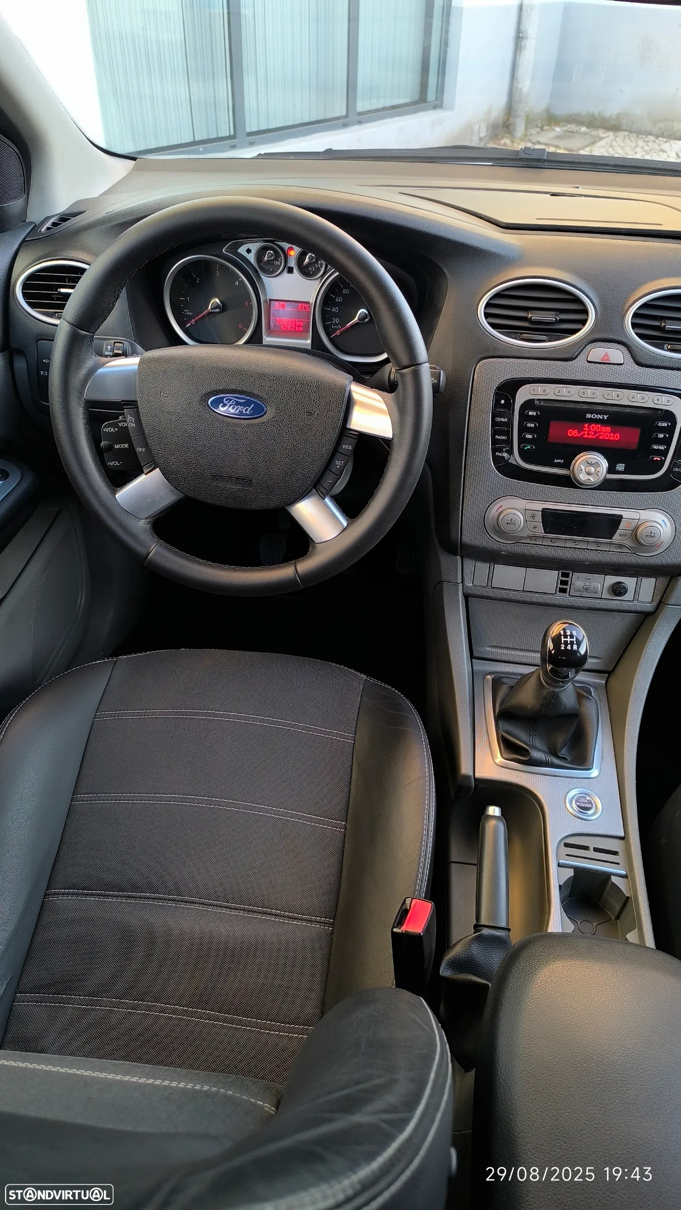 Ford Focus SW 1.6 TDCi Titanium - 35