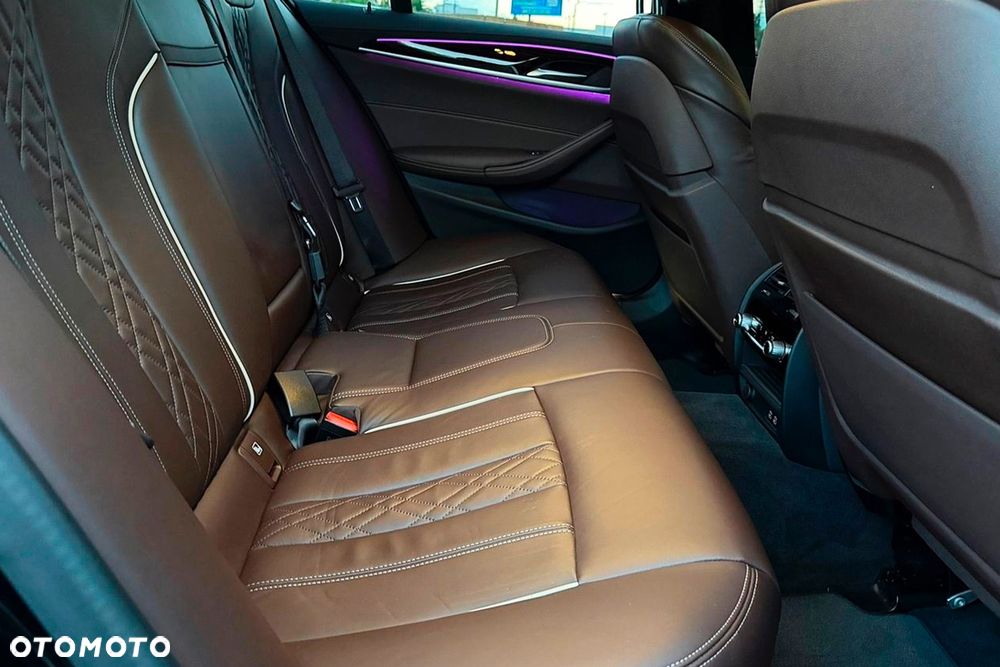BMW Seria 5 - 13