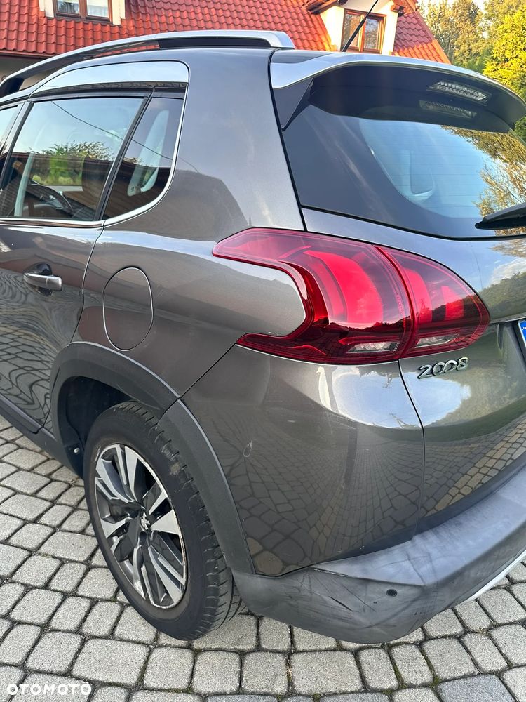 Peugeot 2008 1.2 Pure Tech Allure S&S EAT6 - 7