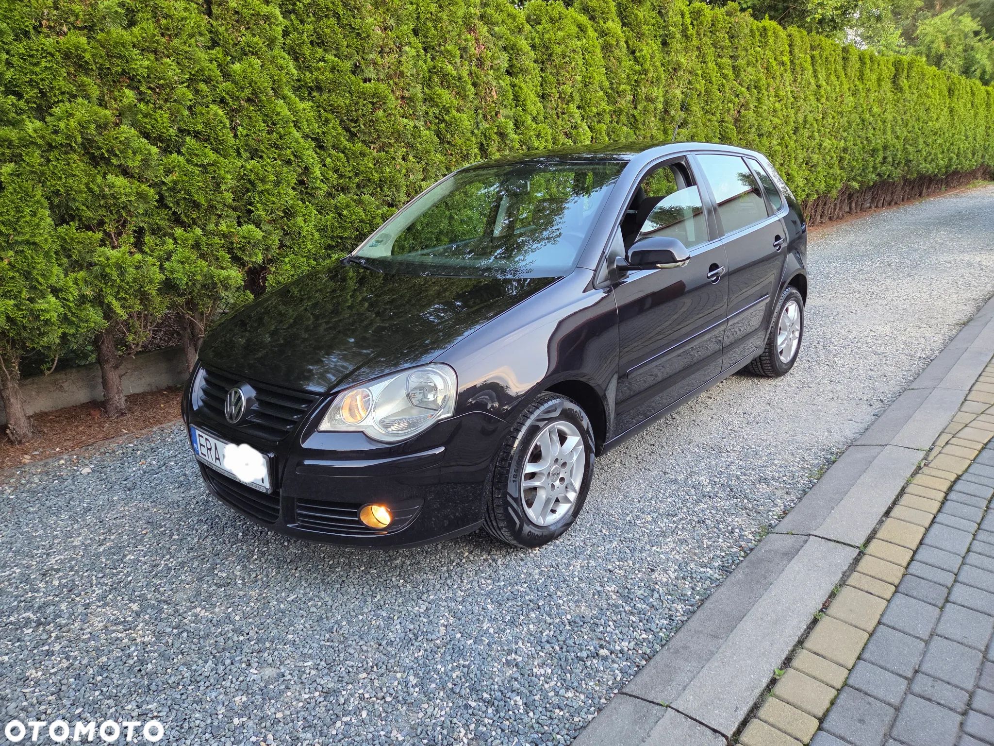 Volkswagen Polo 1.4 16V Comfortline - 1