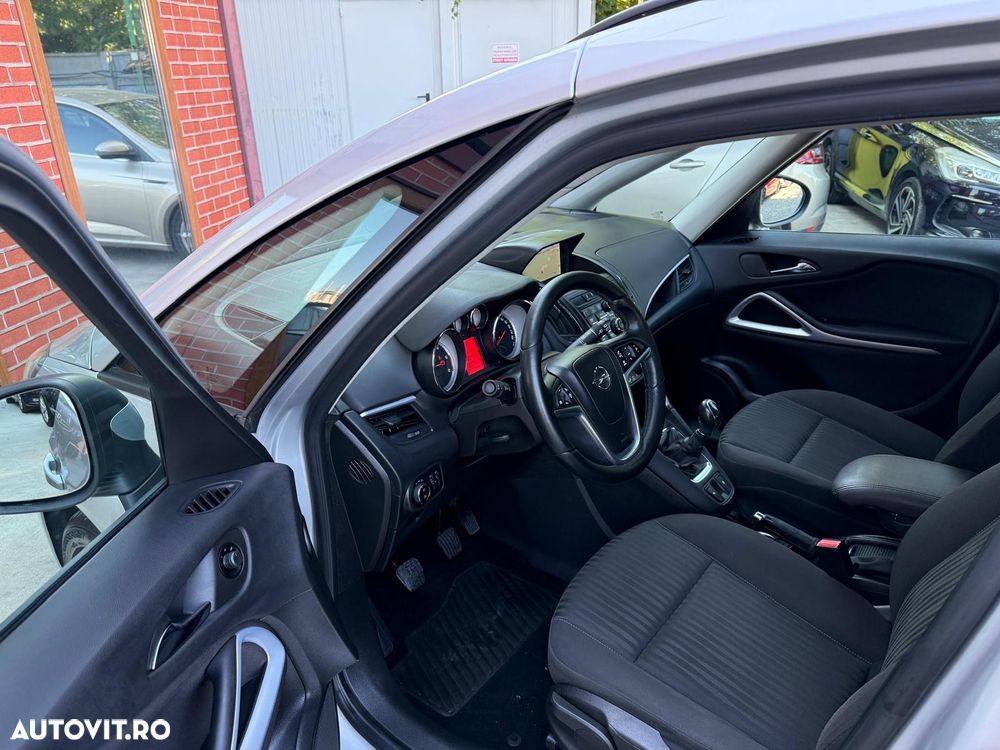 Opel Zafira Tourer 2.0 CDTI ecoFLEX Start/Stop Active - 13