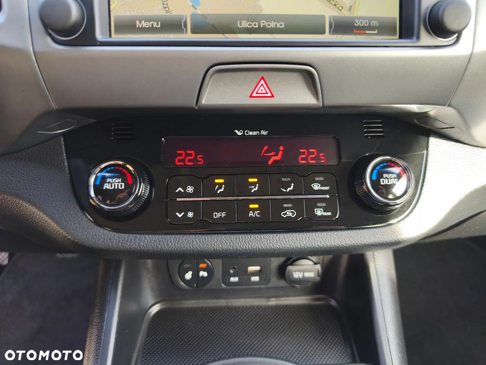 Kia Sportage 1.6 GDI 2WD Dream-Team Edition - 32