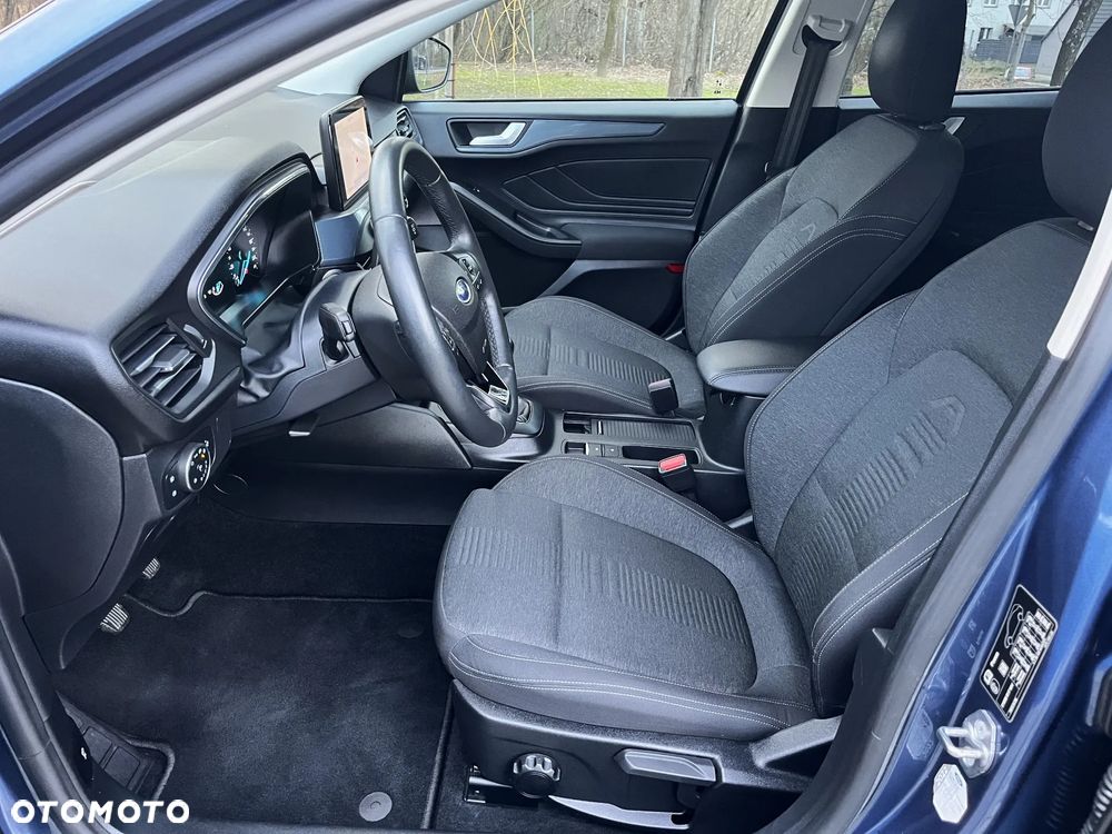 Ford Focus 1.0 EcoBoost Hybrid ACTIVE X - 12