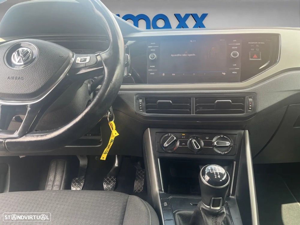 VW Polo 1.0 Confortline - 14