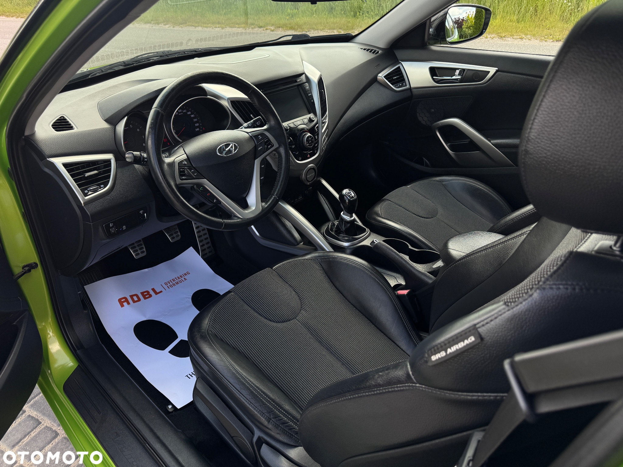 Hyundai Veloster 1.6 GDI Premium - 6