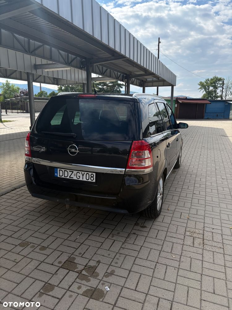 Opel Zafira 1.9 CDTI - 4
