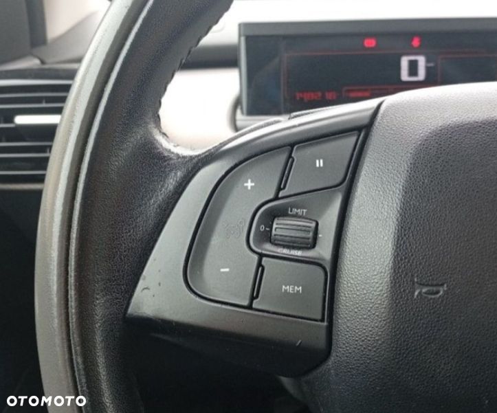 Citroën C4 Cactus PureTech 82 Live - 29