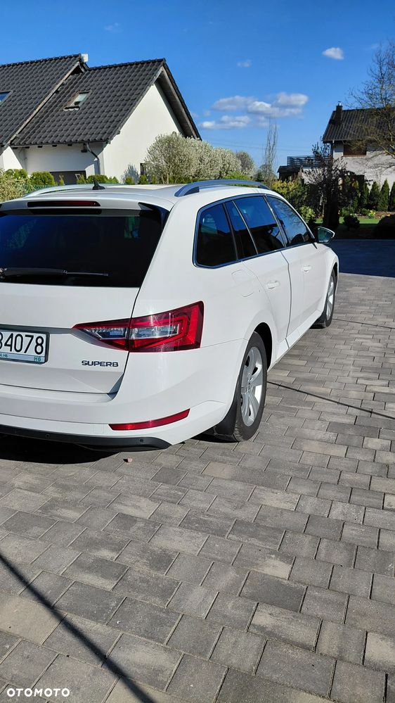Skoda Superb 2.0 TDI Style DSG - 5