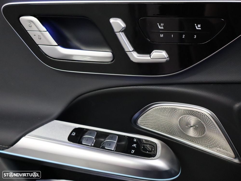 Mercedes-Benz E 300 de 4Matic All-Terrain - 30