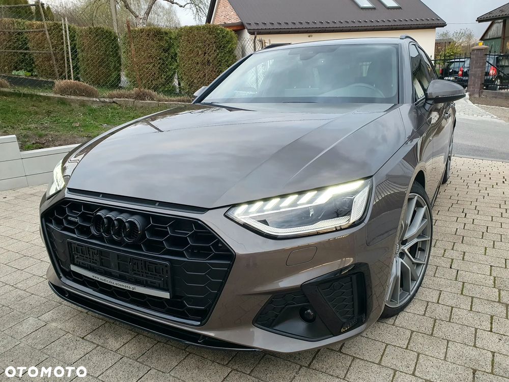 Audi A4 Avant 40 TDI quattro S tronic S line - 37