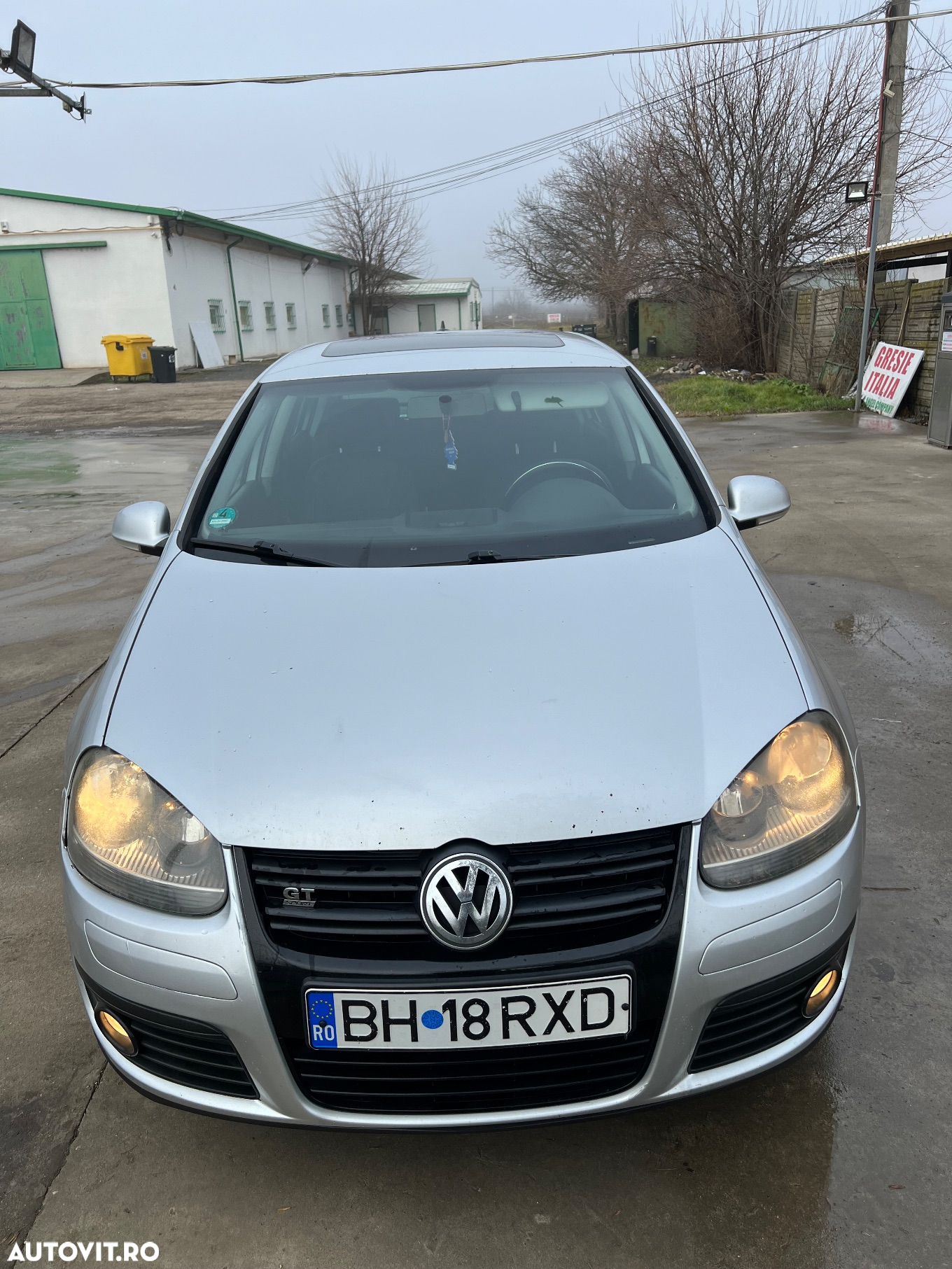Volkswagen Golf 2.0 DPF GTD - 5