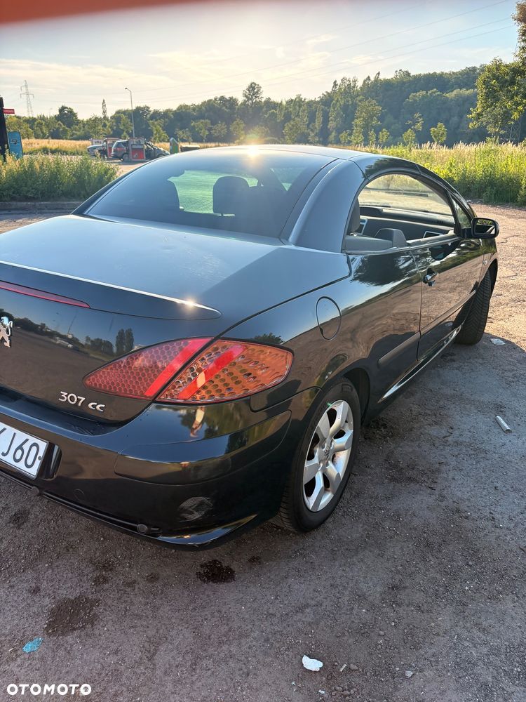 Peugeot 307 CC 2.0 HDi Intense - 9
