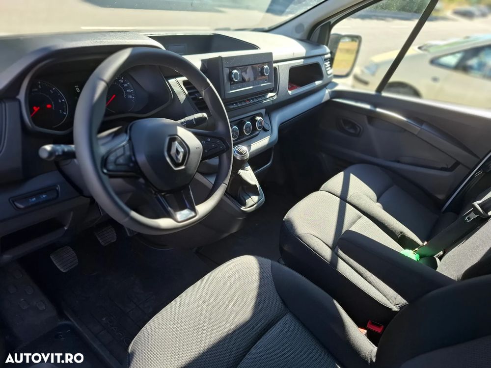 Renault Trafic - 6