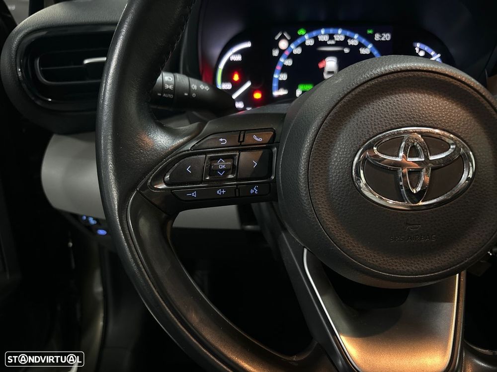 Toyota Yaris Cross 1.5 Hybrid Comfort Plus - 23