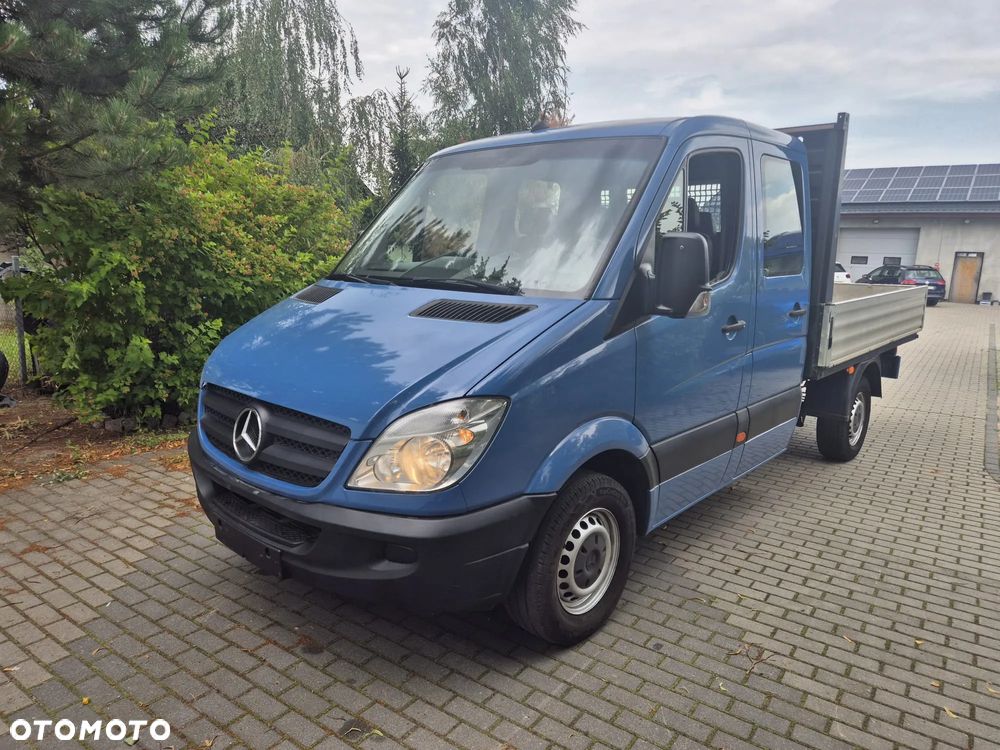 Mercedes-Benz Sprinter - 2