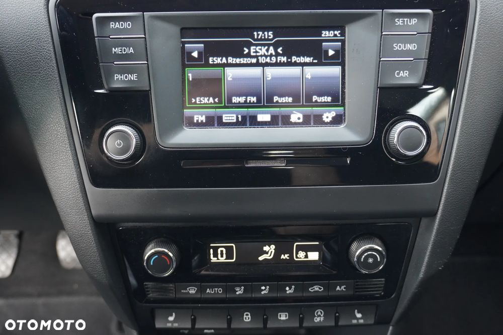Skoda RAPID 1.2 TSI Green tec Edition - 21