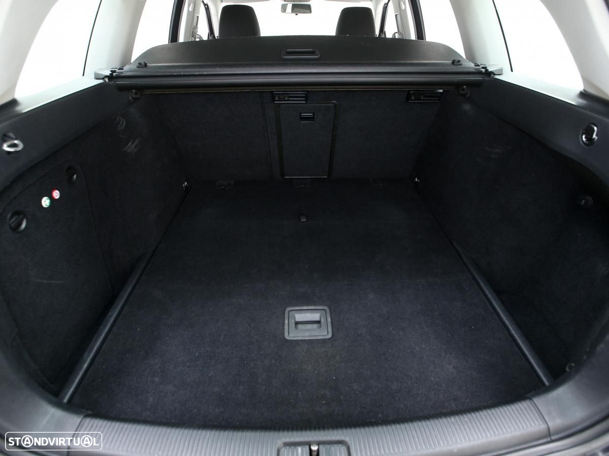 VW Golf Variant - 13