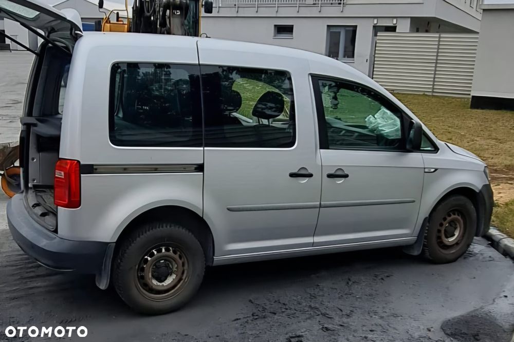 Volkswagen Caddy - 4