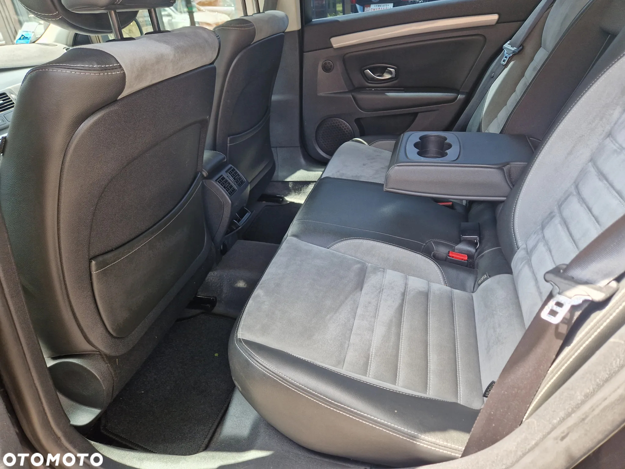 Renault Laguna Grandtour dCi 150 FAP Start-Stop GT - 29