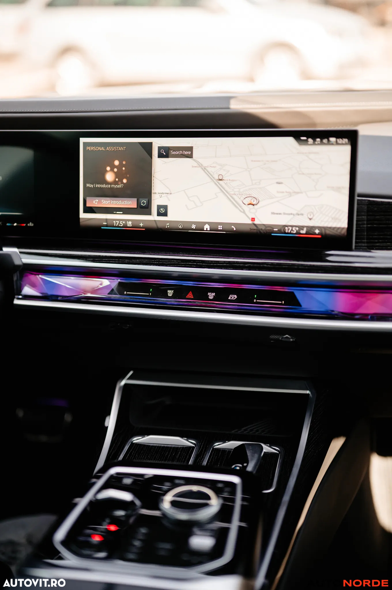 BMW Seria 7 740d xDrive MHEV - 34