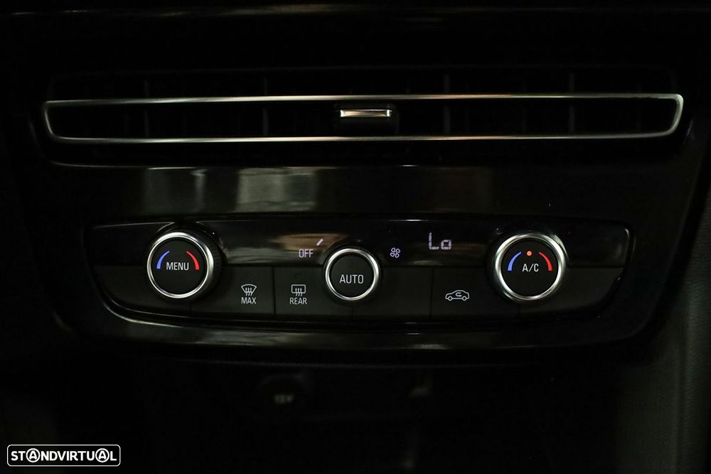 Opel Mokka 1.2 T Edition AT - 12