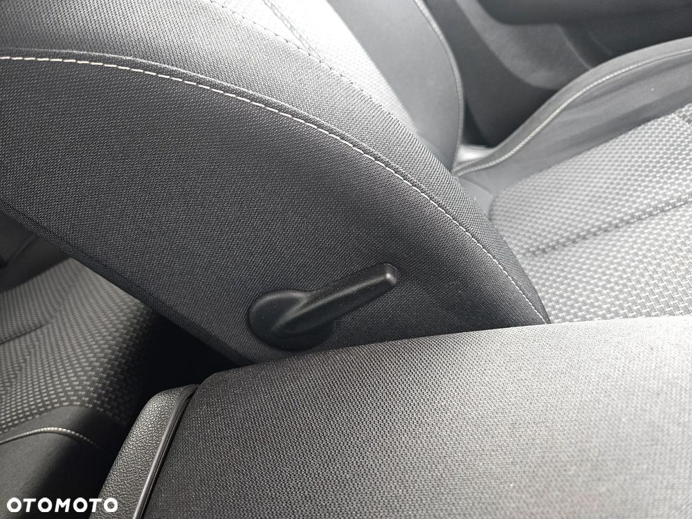 Renault Kadjar Energy TCe 130 EDC LIMITED - 13