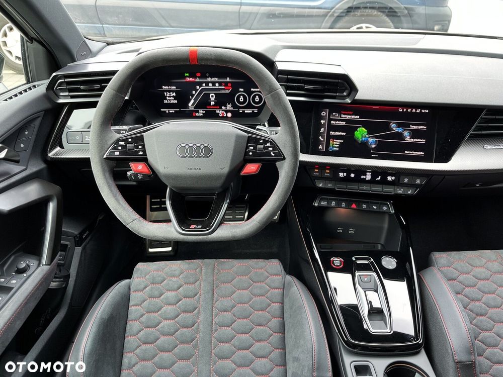 Audi RS3 Limousine - 20