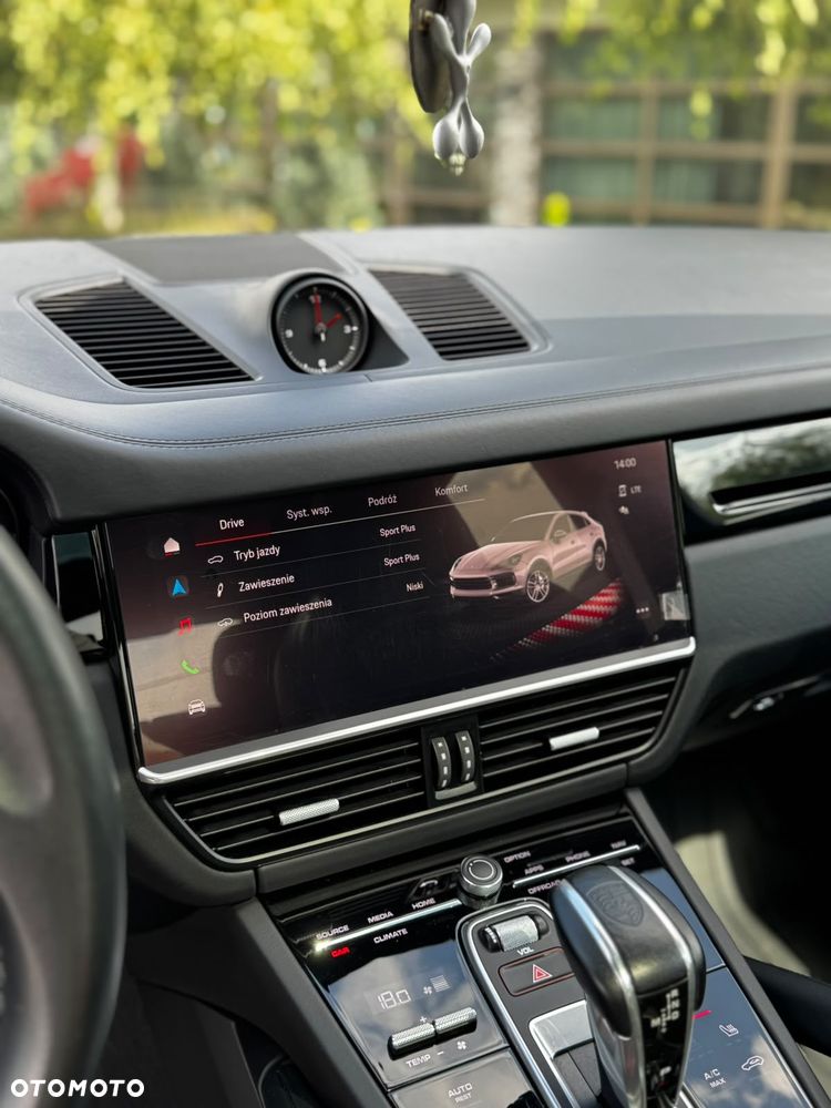 Porsche Cayenne Platinum Edition - 30