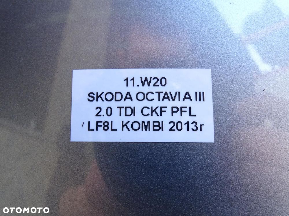 ZDERZAK TYŁ TYLNY 4x PDC LF8L SKODA OCTAVIA III 5E KOMBI 12-17r - 16