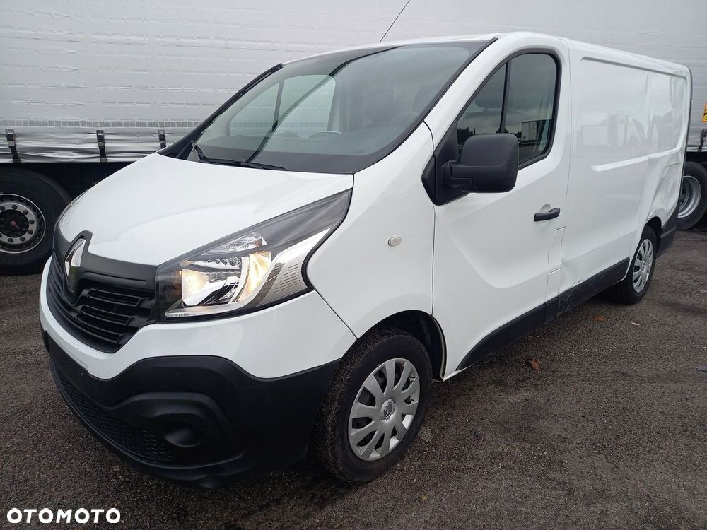 Renault Trafic - 2