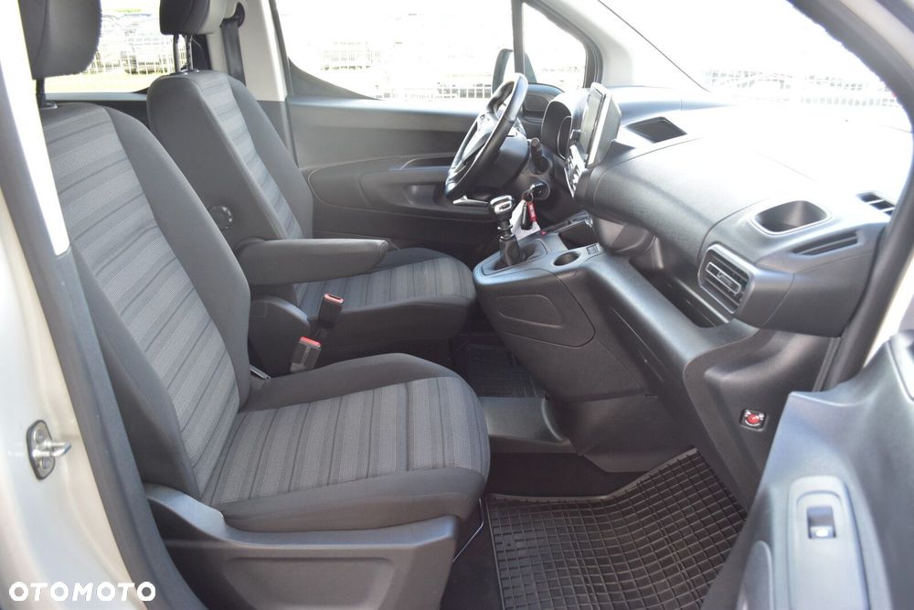 Opel Combo - 33