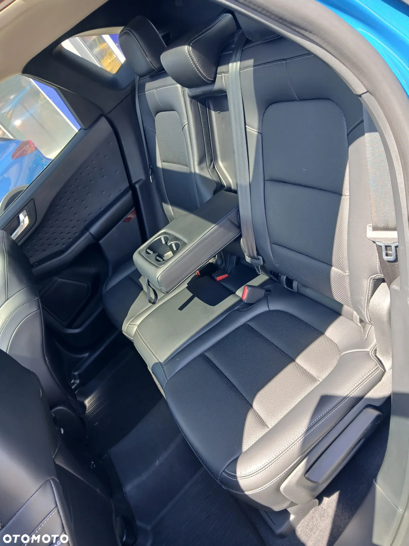 Ford Escape 2.0 EcoBoost AWD Titanium - 32
