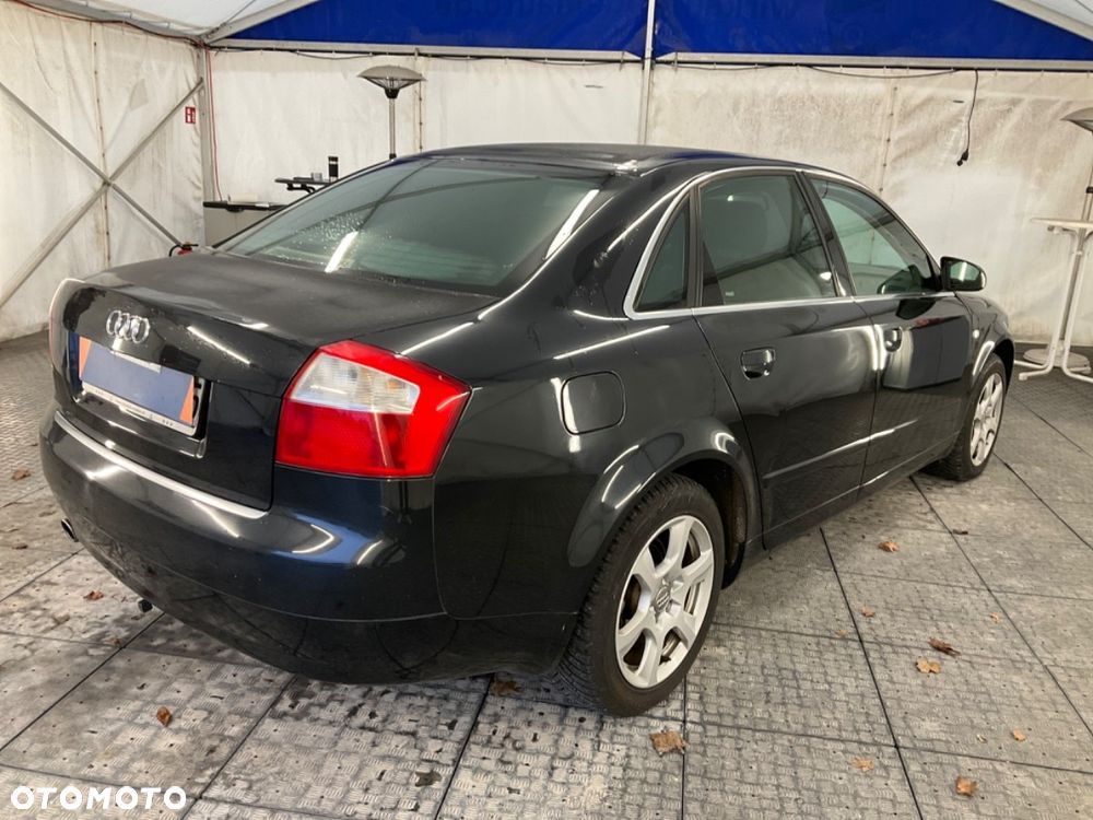 Audi A4 Limousine - 7