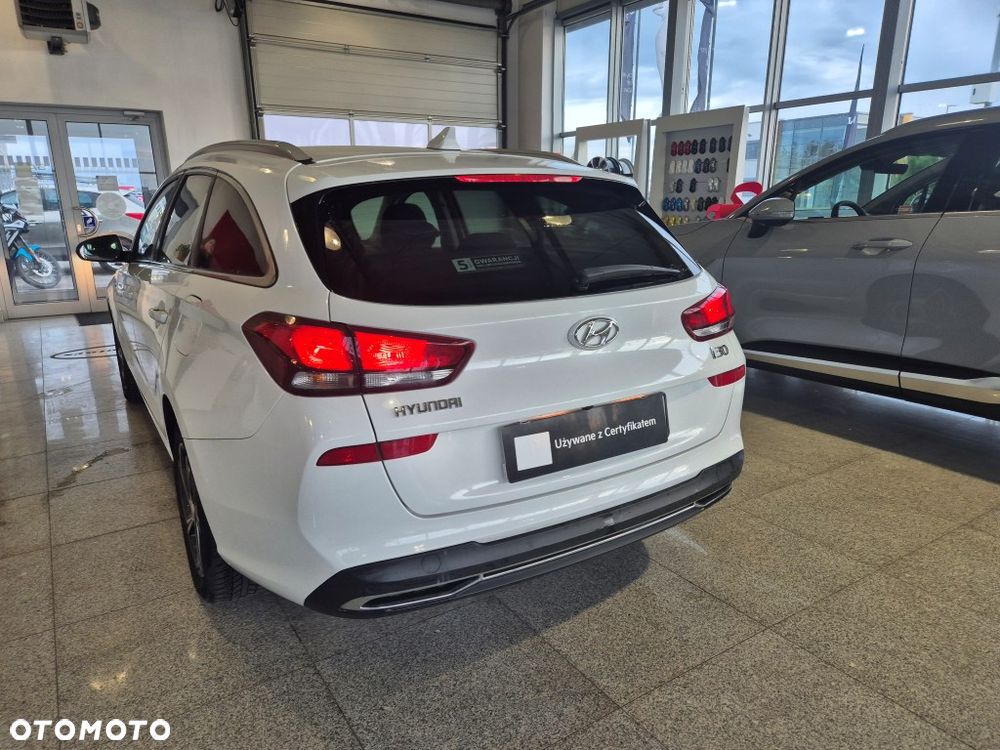 Hyundai i30 1.5 T-GDI 48V-Hybrid DCT Prime - 17