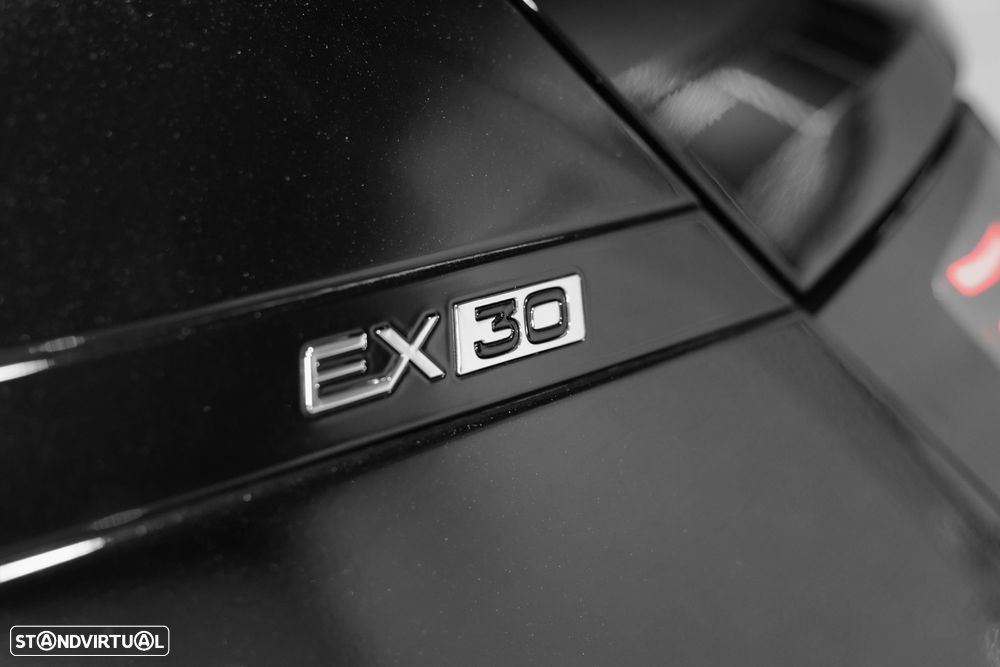 Volvo EX30 69 kWh Twin Motor Plus - 23