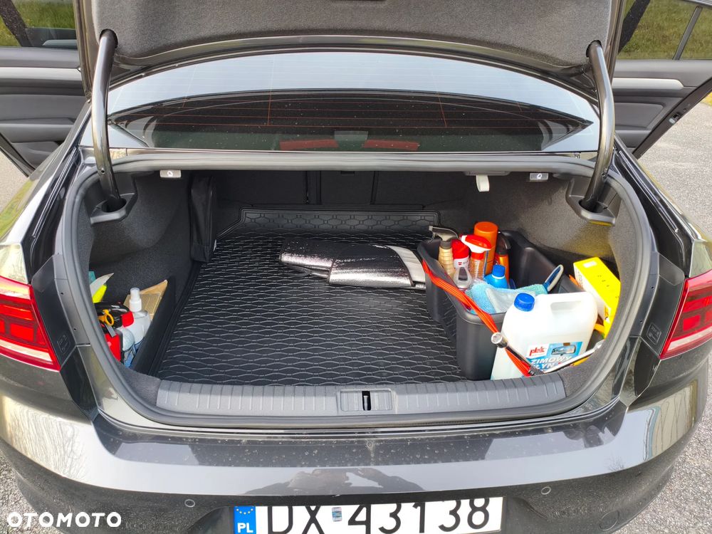 Volkswagen Passat 1.5 TSI EVO Business - 19