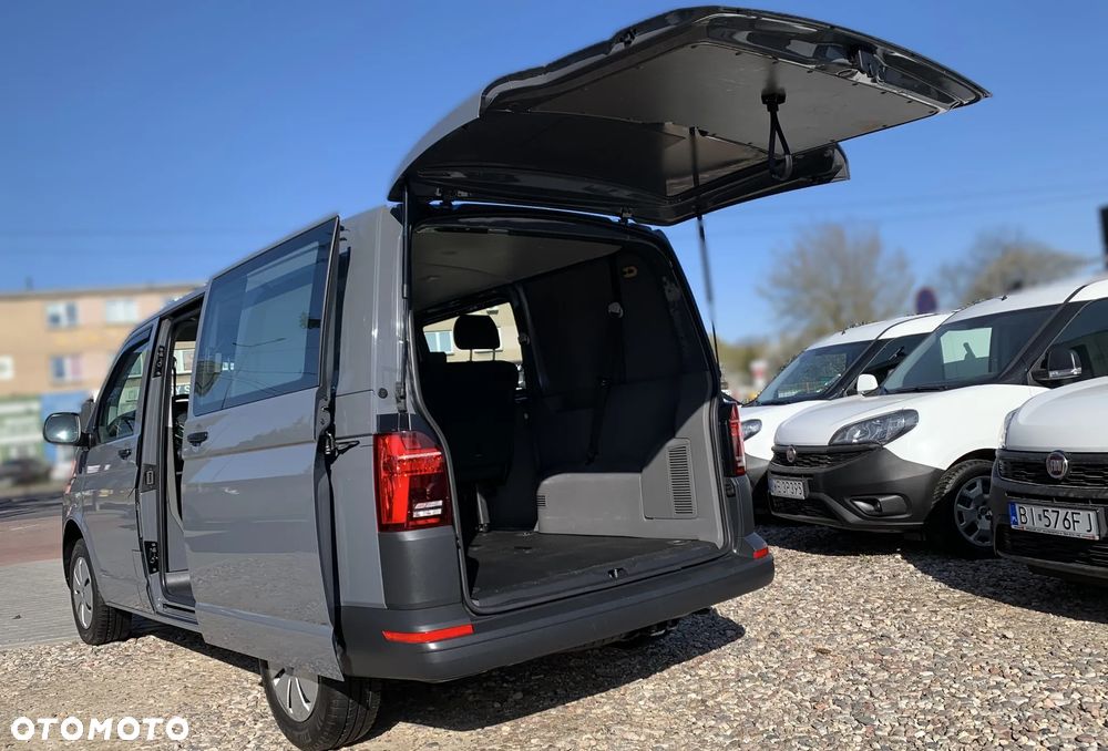 Volkswagen TRANSPORTER MOCNY T6 SILNIK DNA 2.0TDI MOC 150KM DSG7 SKRZYNIA AUTOMAT Ilość miejsc 9 osobowy ZABUDOWA KOMBI VAN MINIBUS SPECJALNA CARAVELLE Lampy Bi-LED Kamera  Radar 2x boczne drzwi przesuwne! Aktywny tempomat, Asystent pasa, System zmiany pasa, Podgrzewane fotele, Dwustrefowa Klimatyzacja i ogrzewanie! Fabryczne oryginał WEBASTO 5kW THERMO COMFORT SE Szybkie nagrzewanie silnika zimą! - 40
