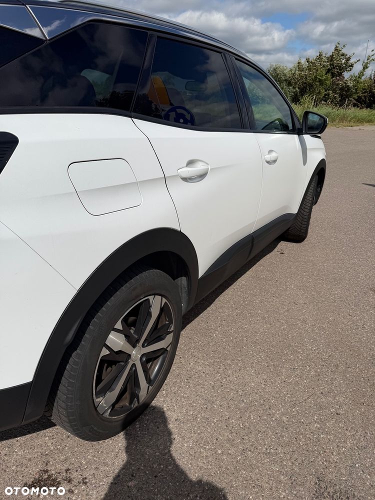 Peugeot 3008 1.2 PureTech Allure S&S EAT6 - 6