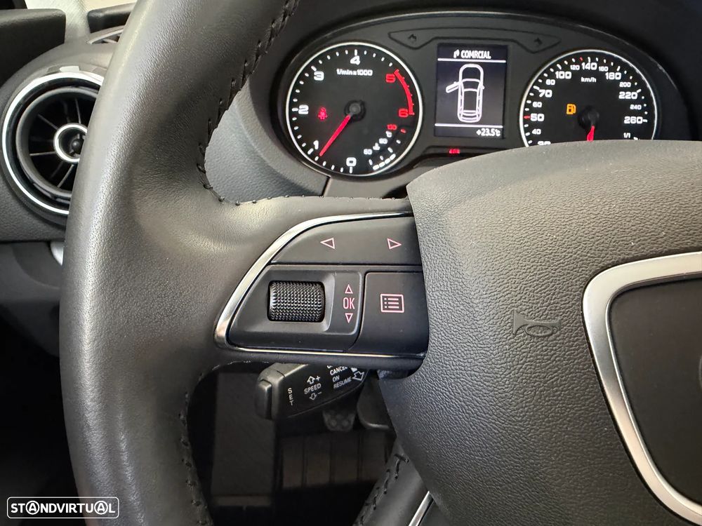 Audi A3 Sportback 1.6 TDI Advance Ultra — fotografia 27