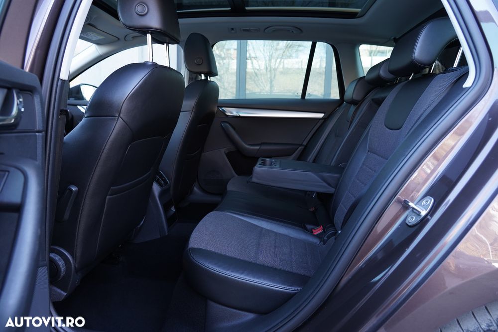 Skoda Octavia 2.0 TDI DSG Style - 19