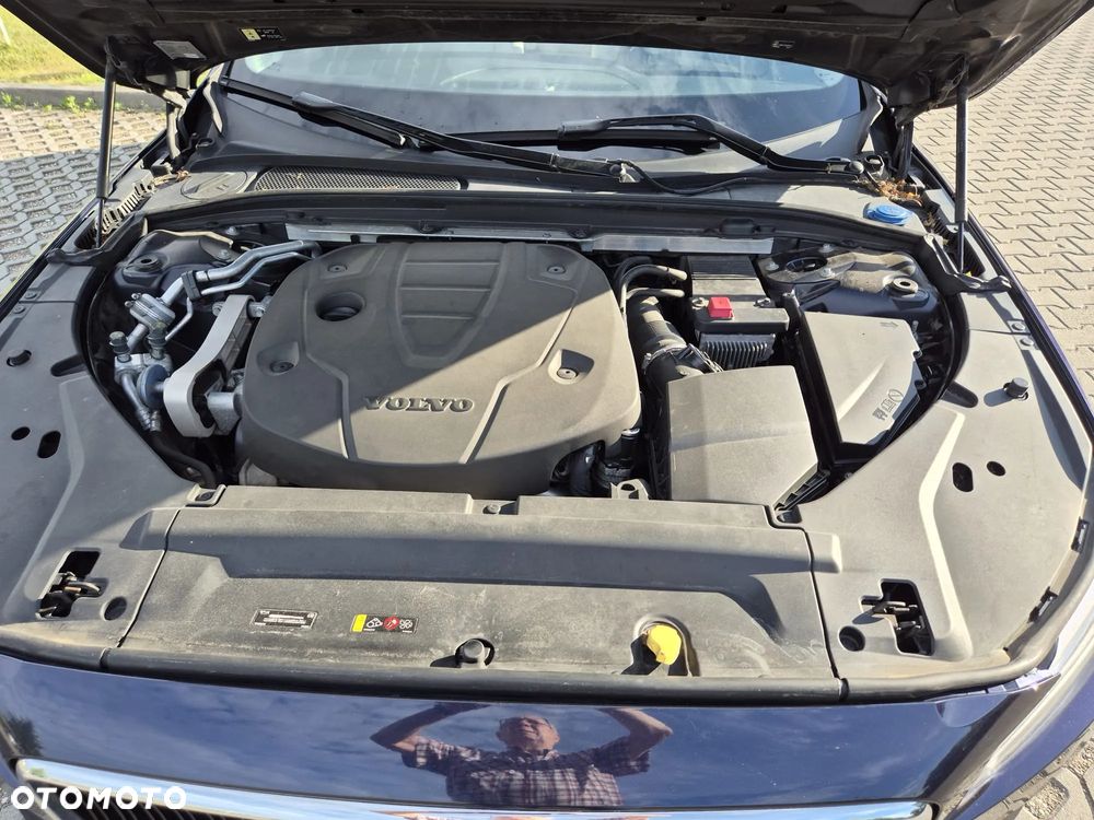 Volvo S90 D4 AWD Momentum - 3