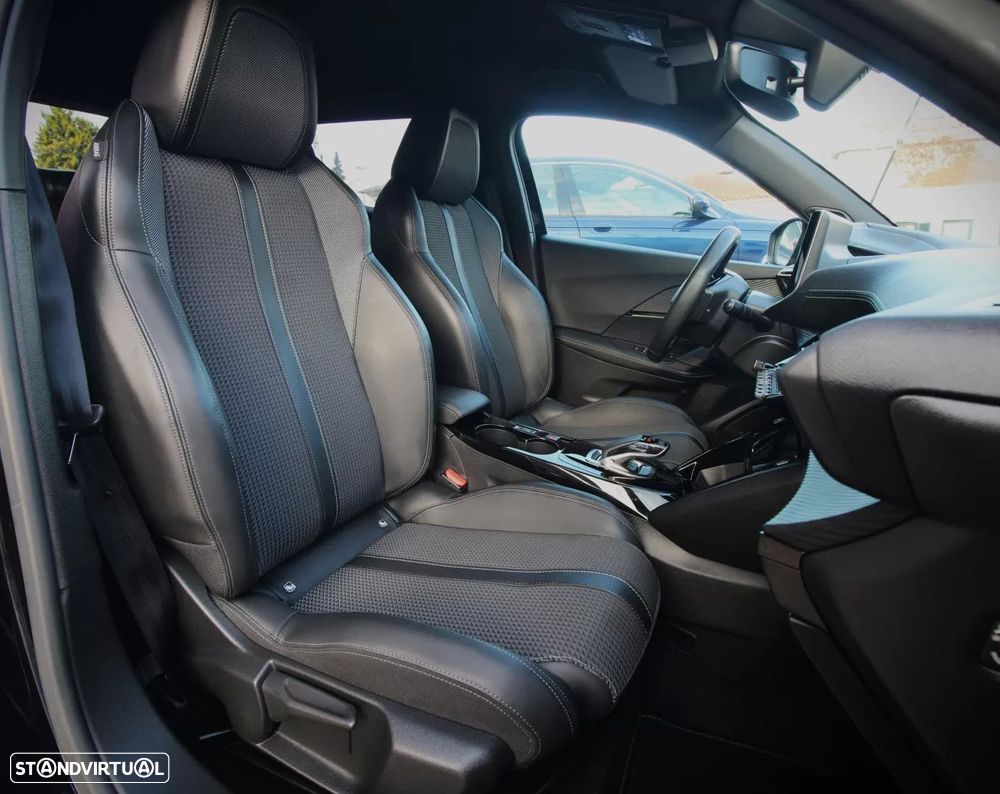 Peugeot e-2008 50 kWh GT Line - 30