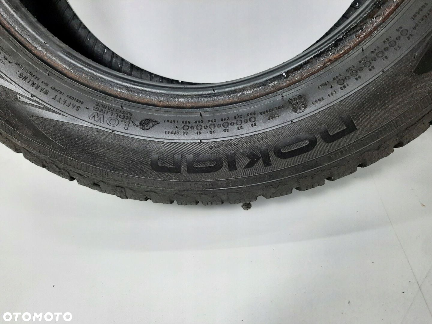 OPONY ZIMOWE NOKIAN WRD4 185/60R15 88T DOT 20017 BIEZNIK 6MM - 14
