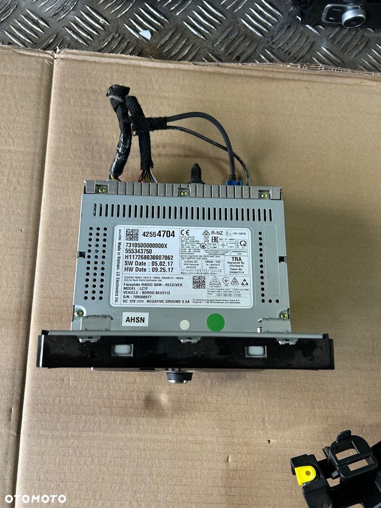 Opel Corsa E radio nawigacja ekran 555343750 42554704 - 5