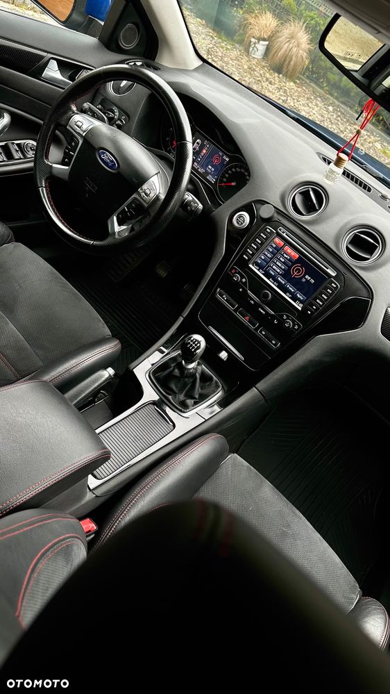 Ford Mondeo - 24